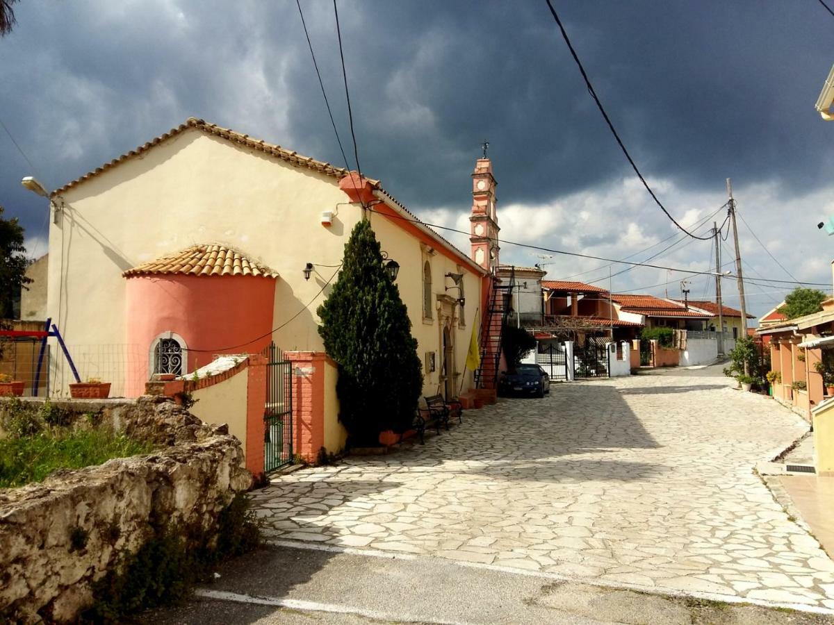 Katia'S Attic Otel Acharavi  Dış mekan fotoğraf